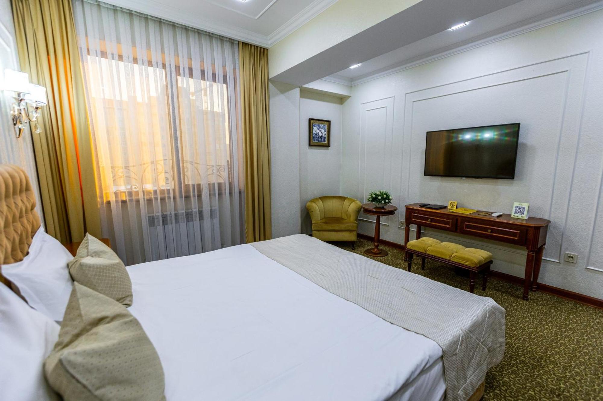 Plaza Hotel Αλμάτι Δωμάτιο φωτογραφία